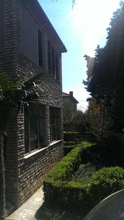 Garden Apartment Kastela Phòng bức ảnh